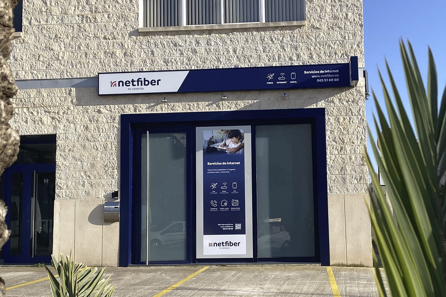 Nueva oficina de Netfiber. Se encuentra situada en el polígono de Elche, concretamente en Calle Charles Darwin, 6 (03203)